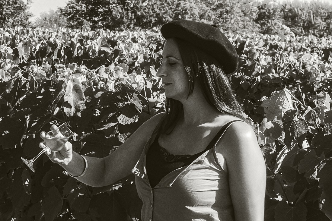 ©jouatmaouPortrait N&B Nelly Lacave- vignes- Jouatmaou