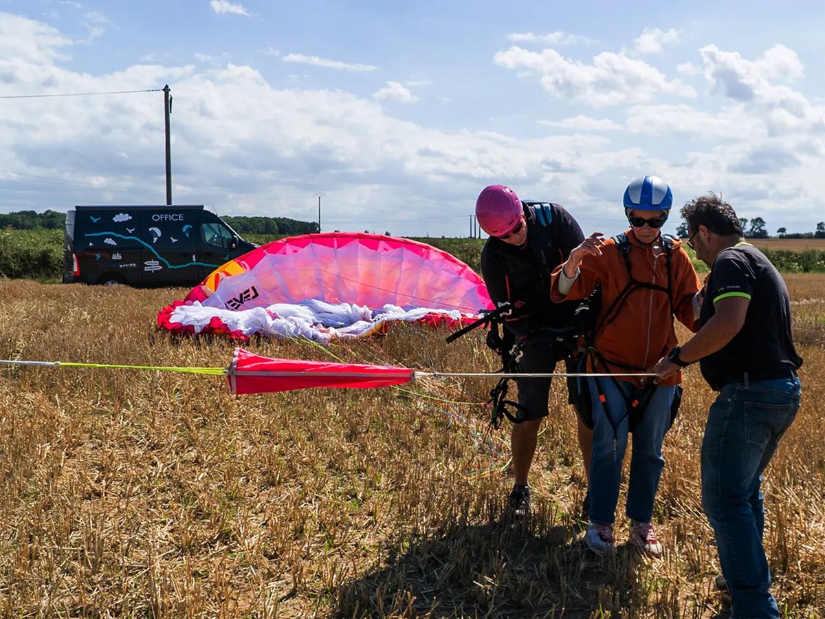 Plaine Altitudepreparation-vol-bernieres-sur-mer-parapente
