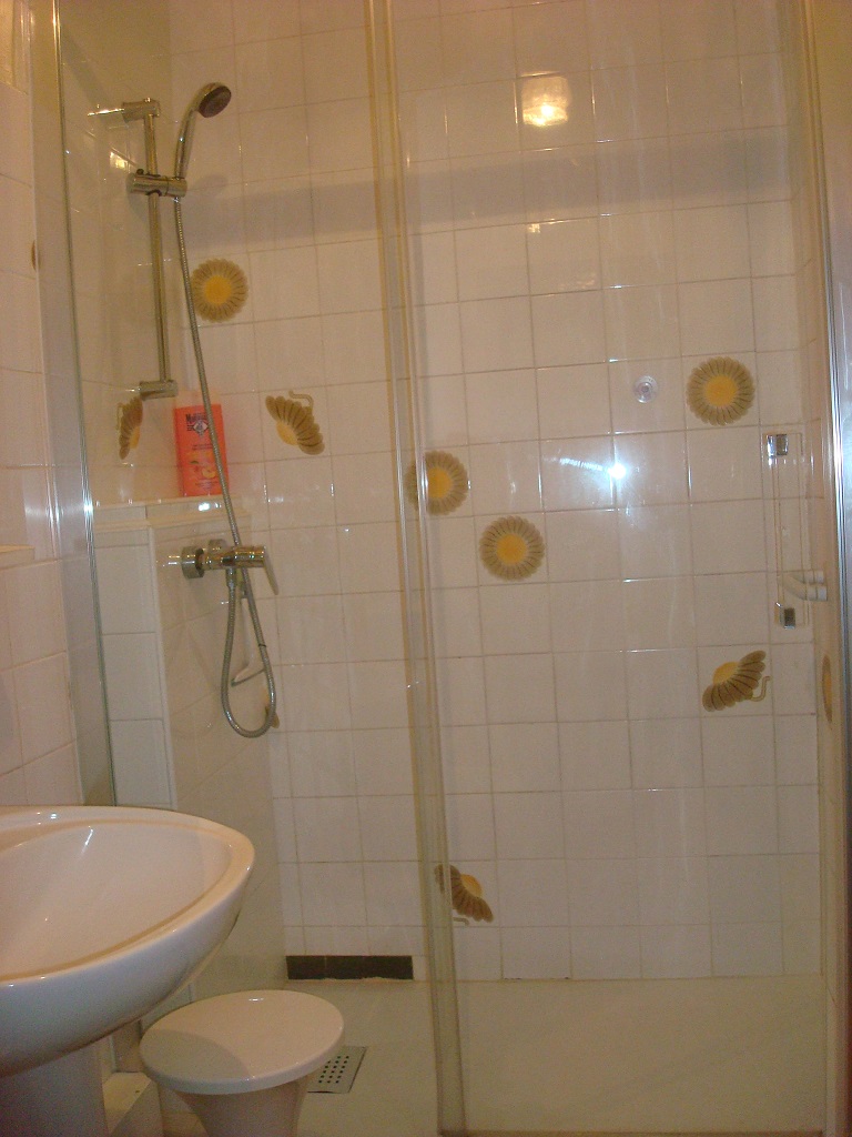 PussacqPussacq Rau 2 - salle d'eau