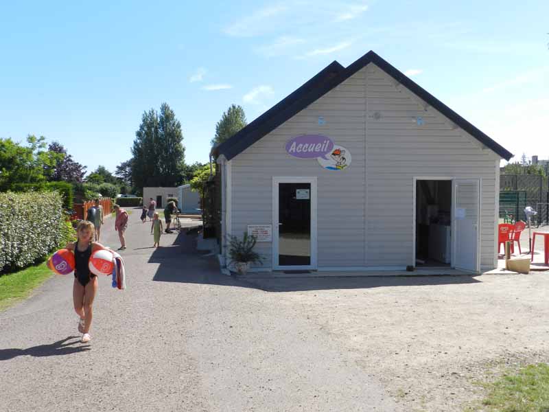 PROPRIETAIREQuettehou_Camping Le Rivage_accueil 3