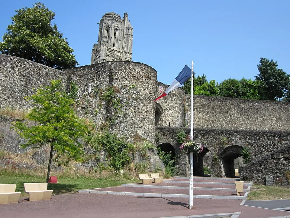Remparts de Saint-Lô - Porte au lait