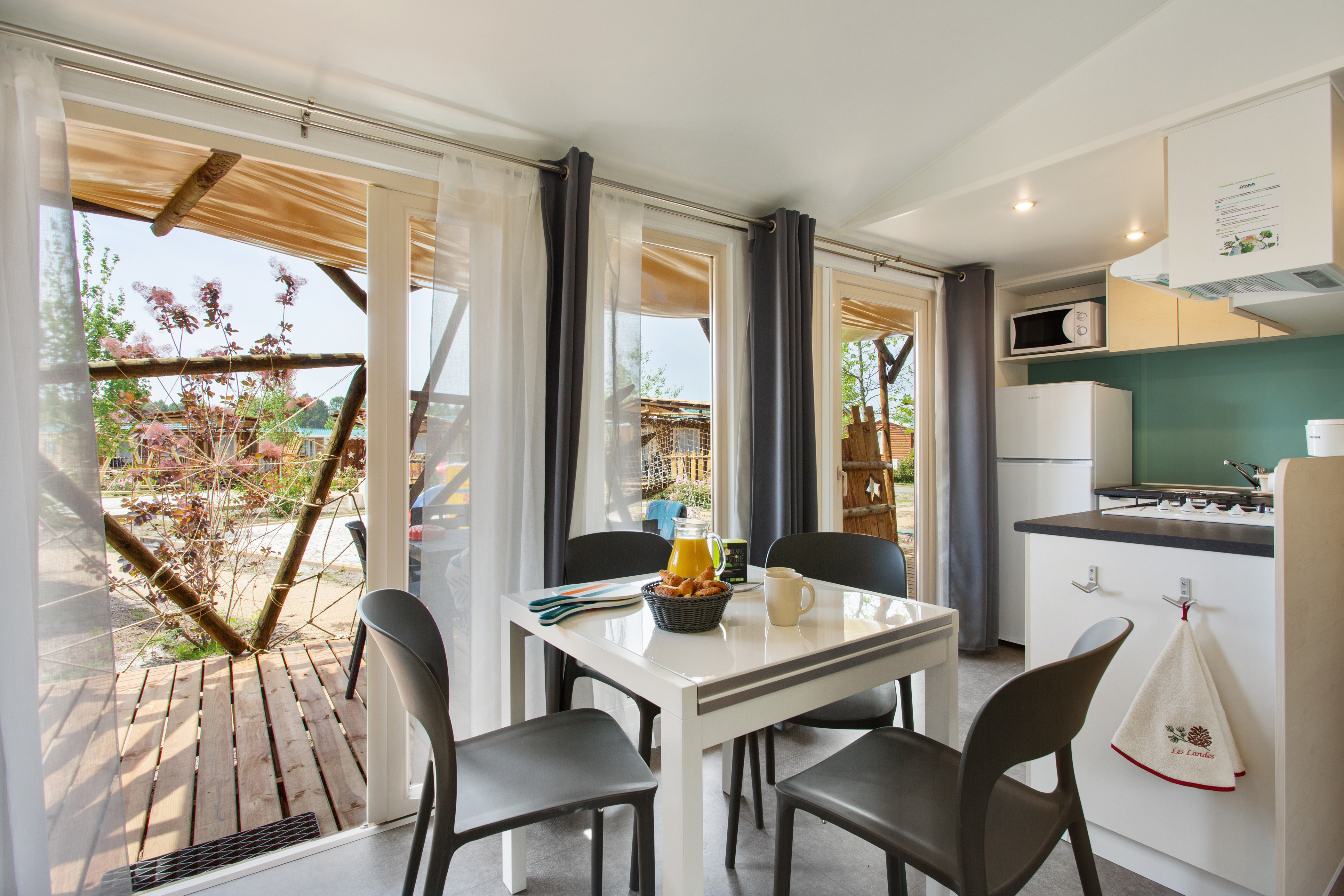 © Camping Domaine LilaLINXE_Camping Domaine Lila