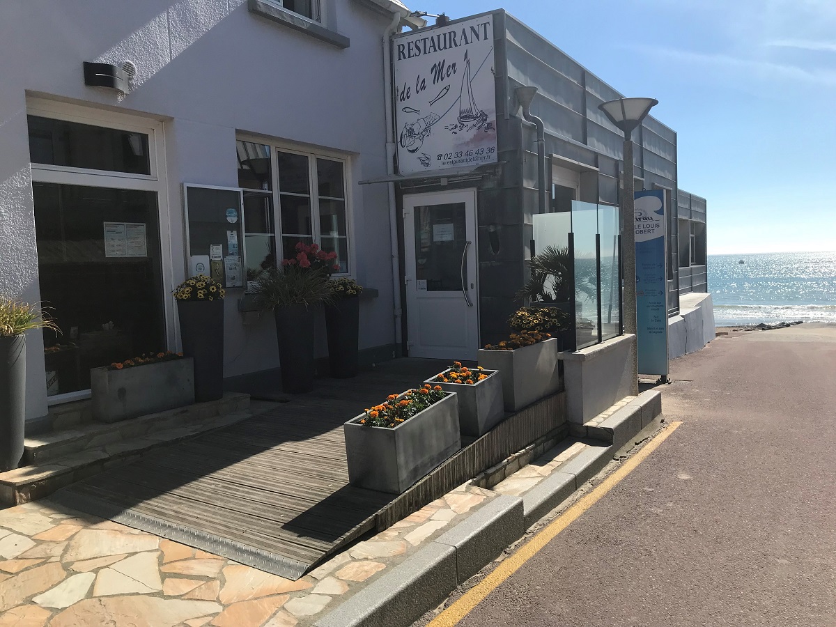 restaurant de la merrestaurant-de-la-mer-pirou-6
