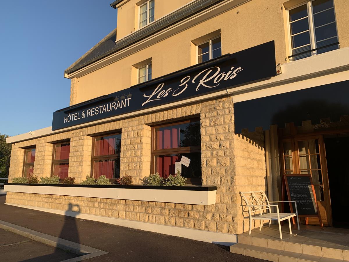 Les 3 Rois YonRestaurant les 3 rois (TIS) (1)