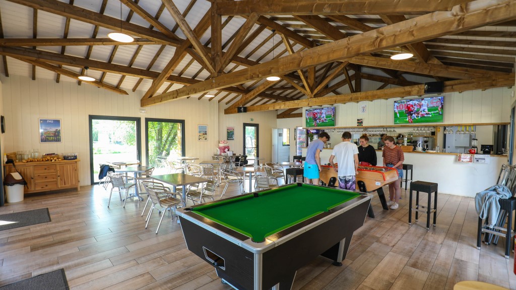 restaurant_camping_landes_azurrestaurant_interieur_camping