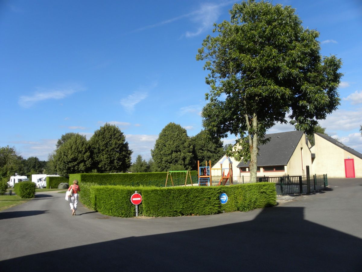 ©Mairie de Saint-Hilaire-du-HarcouëtSaint-Hilaire-du-Harcouet_Camping_Municipal2