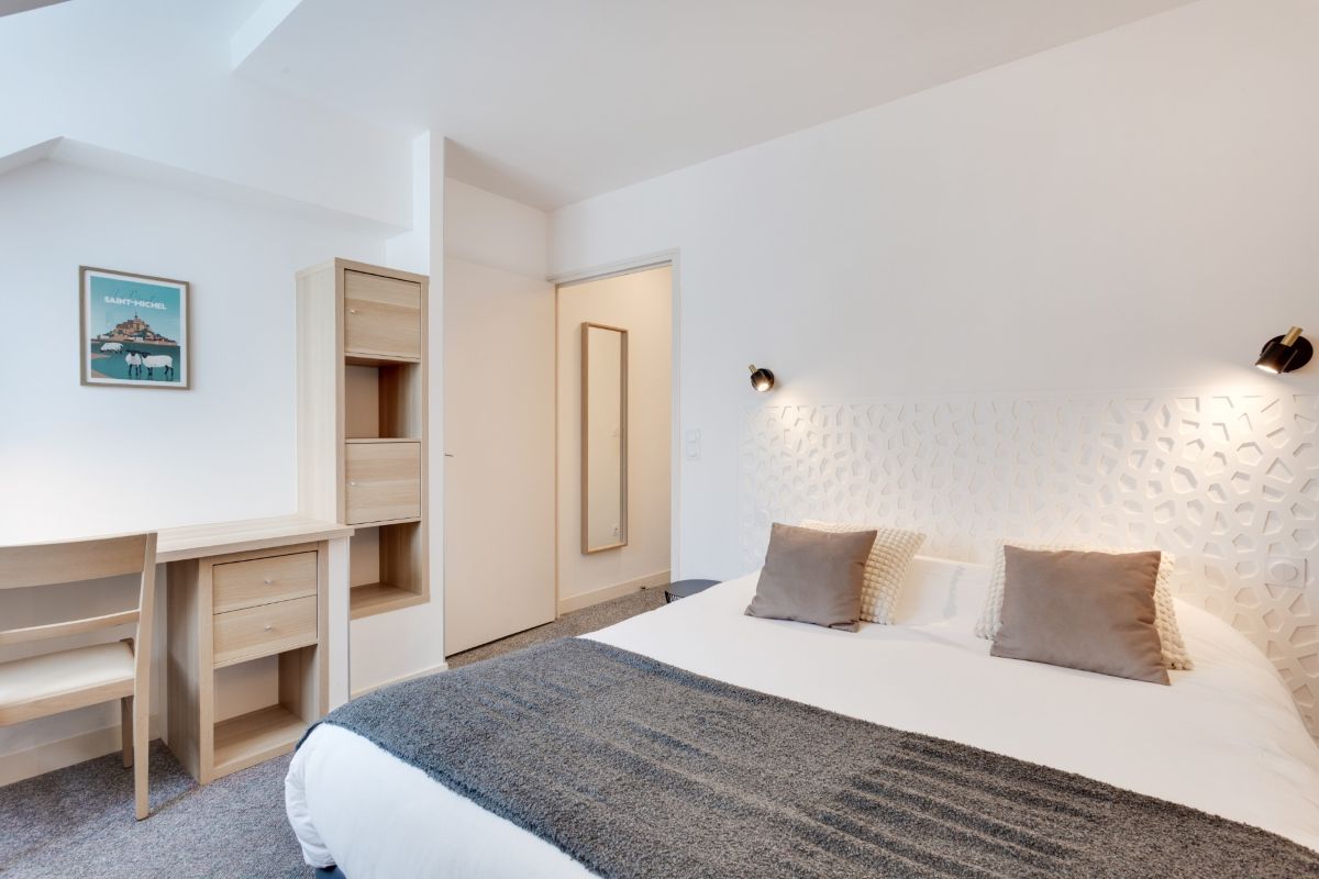 ©Brit Hôtel Le CygneSaint-Hilaire-du-Harcouet_Le_Cygne_Ch_Confort