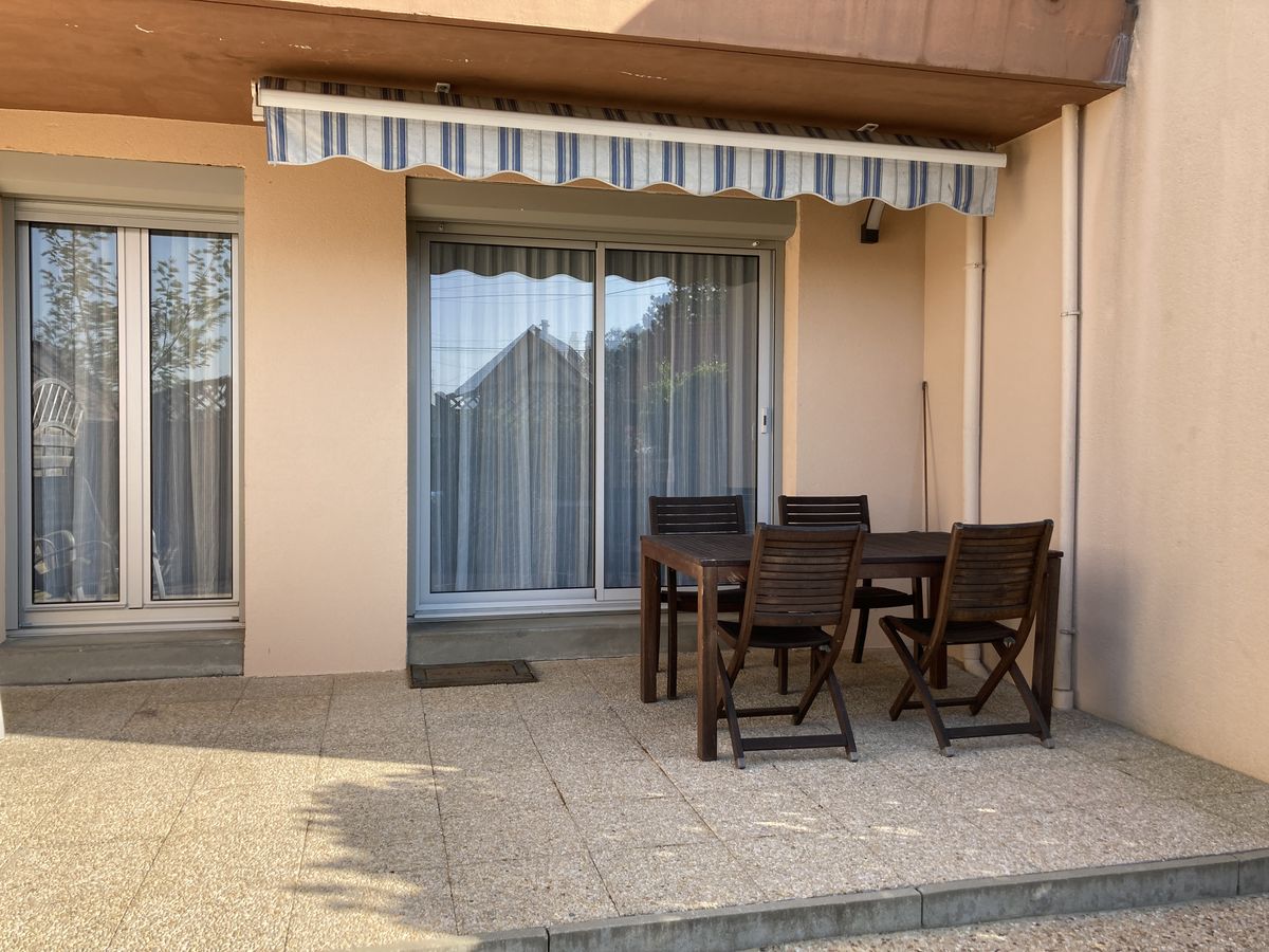 PROPRIETAIREsaint-martin-de-brehal-meuble-residence-du-soleil-1