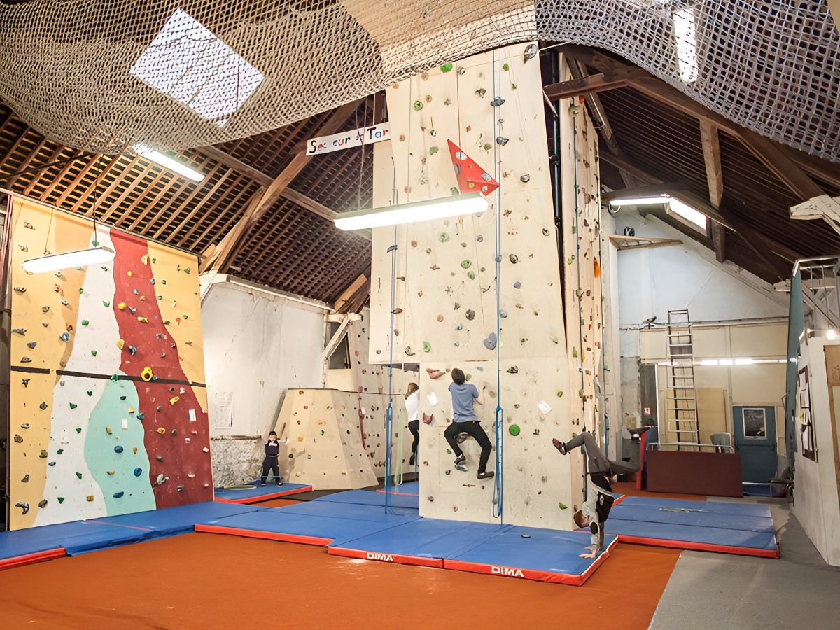 CROQUANsalle-d-escalade
