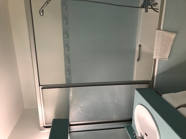 OTPOAsalle de bain bleu