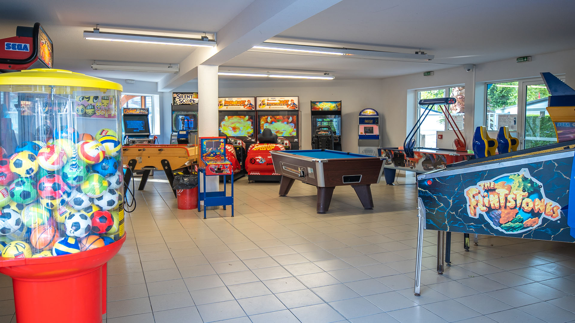 www.francoispotrel.comsalle-jeu-VDEC-19 (3)
