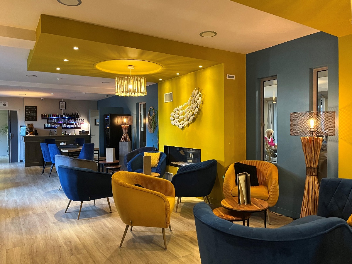 sophie godardsalon lobby