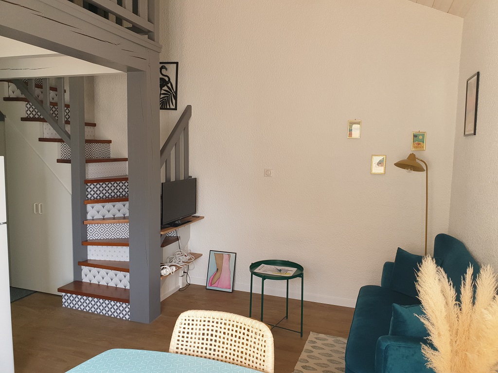 BERGEZ - OTI LAS - Capbretonsalon et escalier