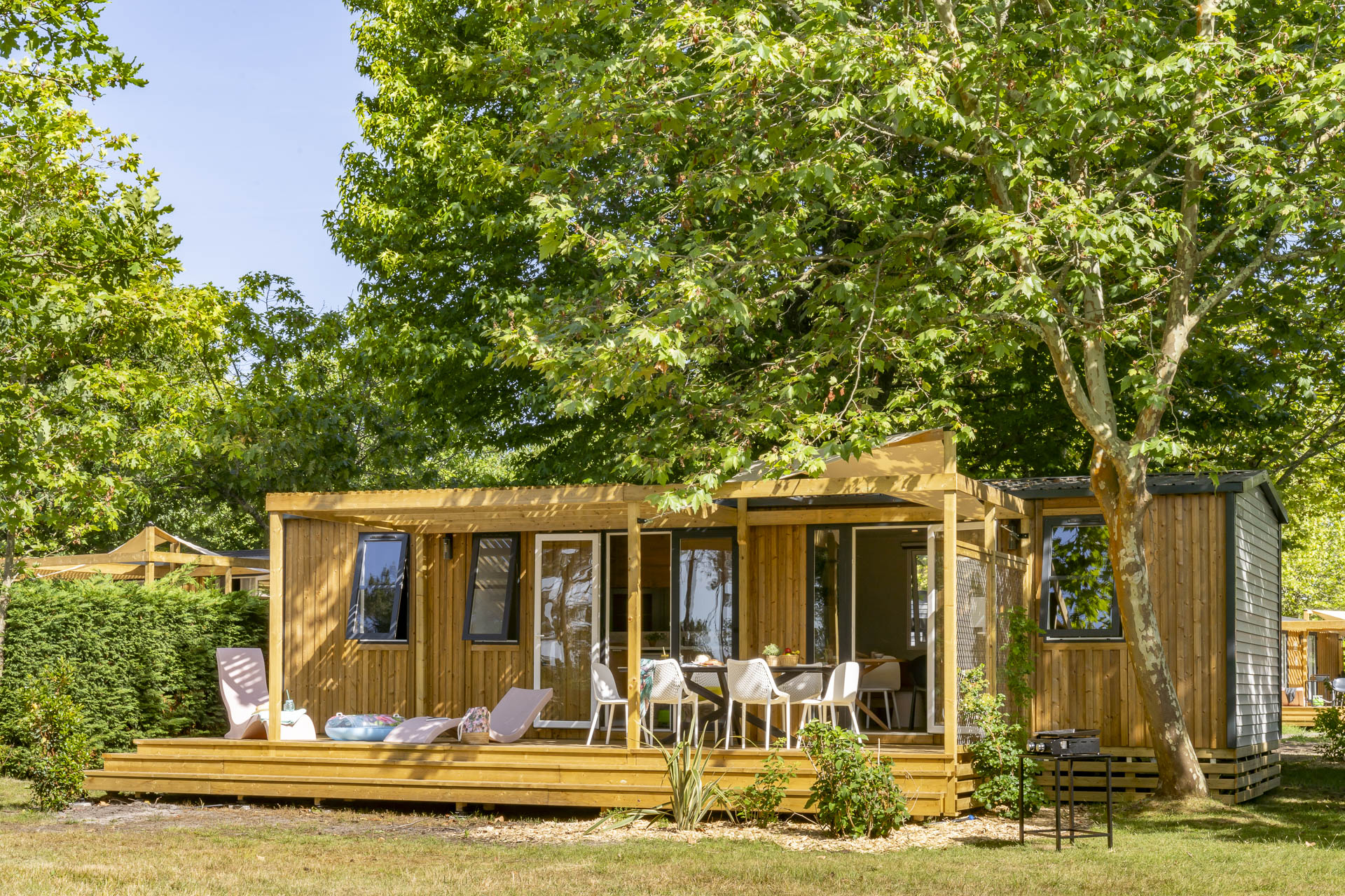Interaview ProductionSandaya _LAC de Sanguinet_Cottage_Omanha_6p_3ch_PREMIUM_ext