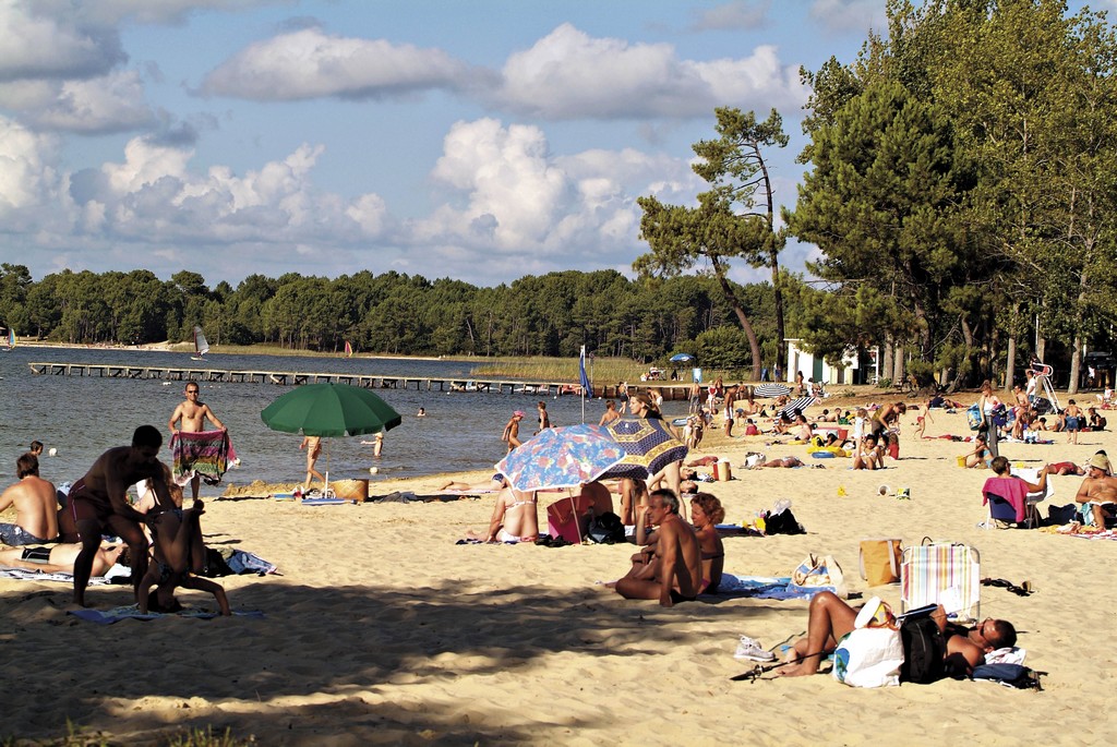 sanguinetsanguinet-plage-pavillon