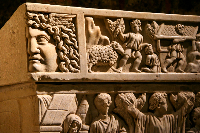 ©ville aire sur adourSarcophage détail