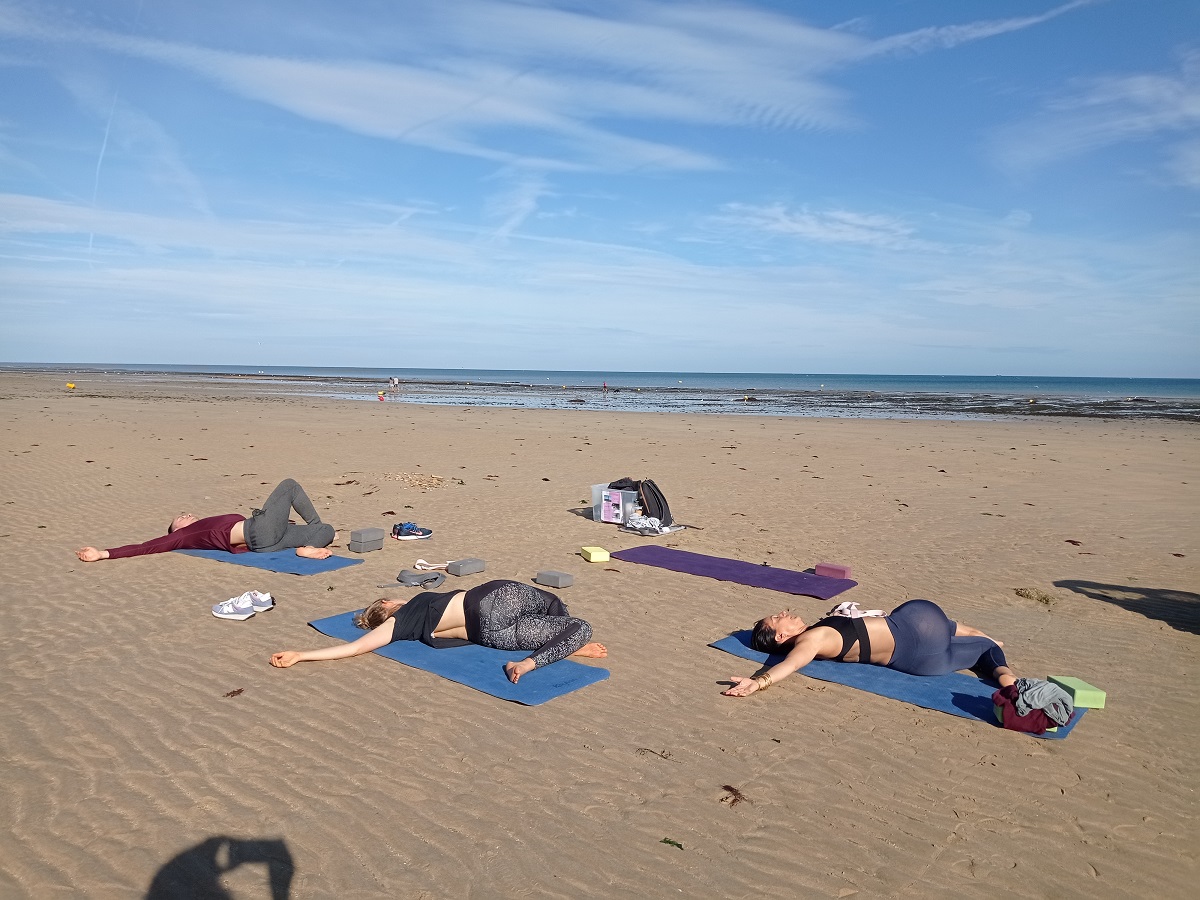 Alexandra Volpeséance sur la plage