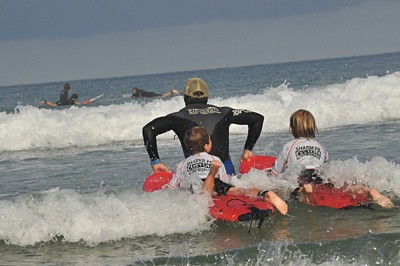 Damien LatgerSPIRIT SURF SCHOOL 2017
