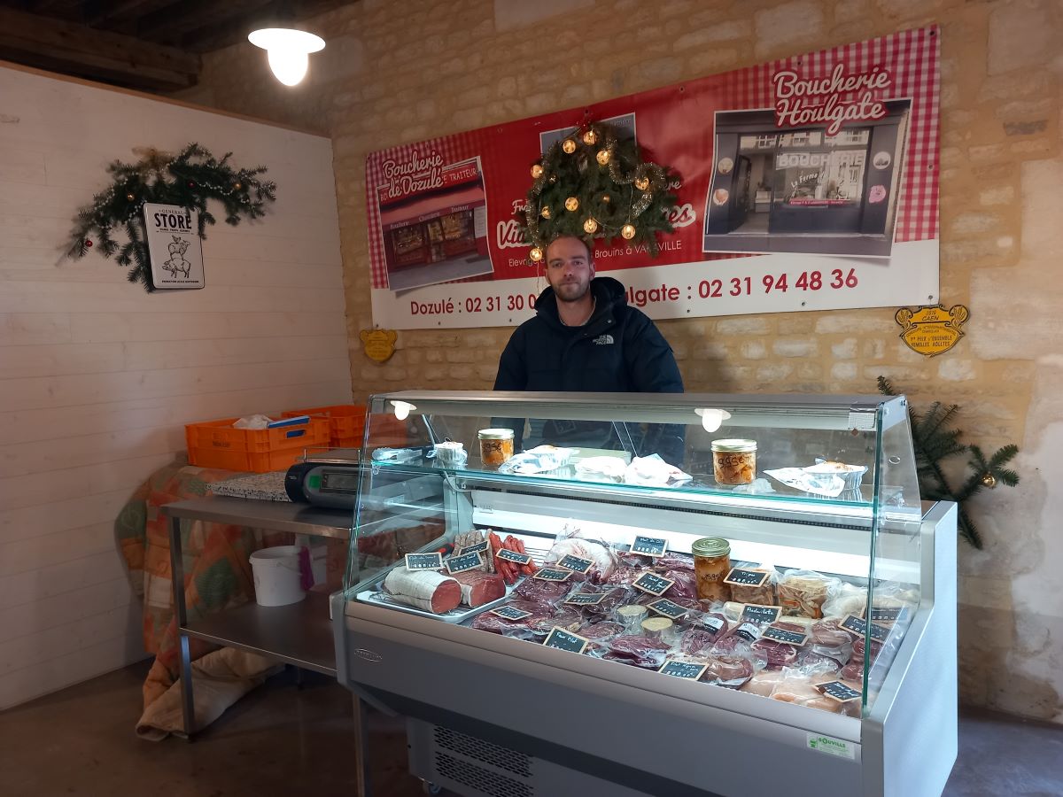 Mélanie SamsonStands de producteurs locaux à la Ferme du Hôme à Varaville