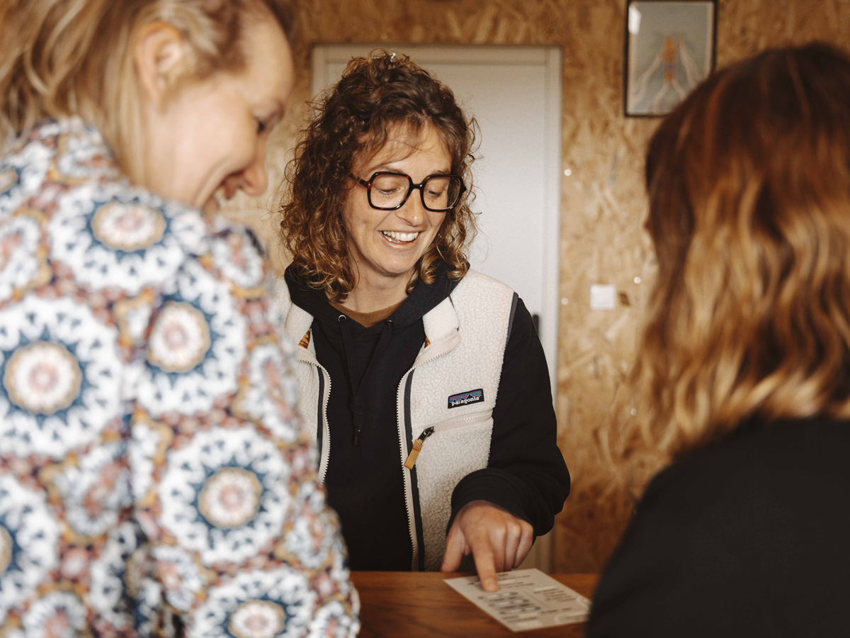 Mathilde Lemonniersurtainville-loisirs-ecole-de-surf-surtainsurf-genay-13