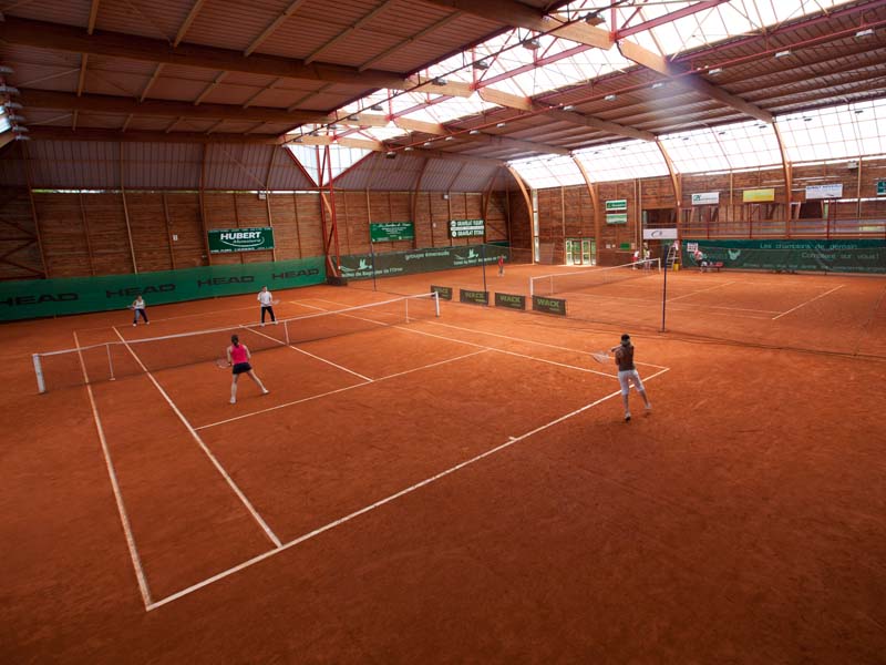 ©Grand Domaine BagnolesTennis - Bagnoles de l'Orne