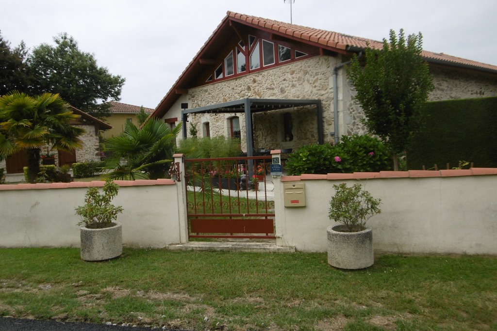 TorreguitartTorreguitart - entrée propriétaire