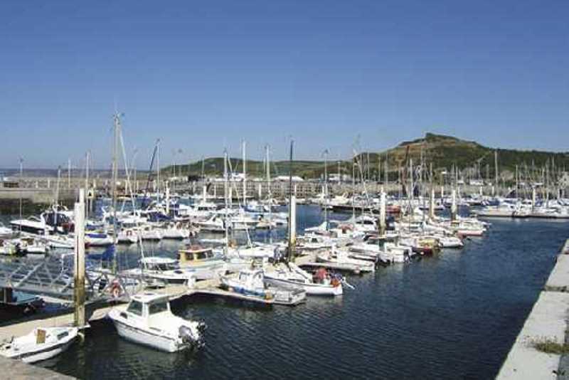CDT50treauville-port-dielette-1
