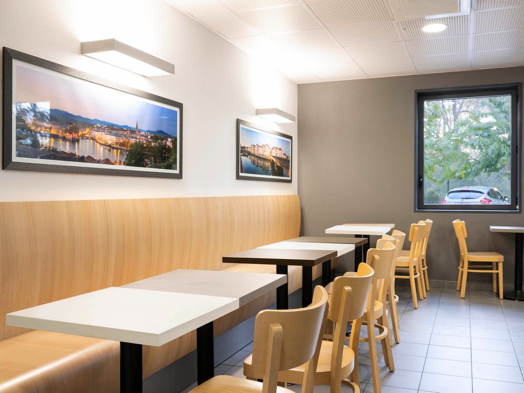 HOTEL BNBTS2025- HOTEL BNB SALLEAM