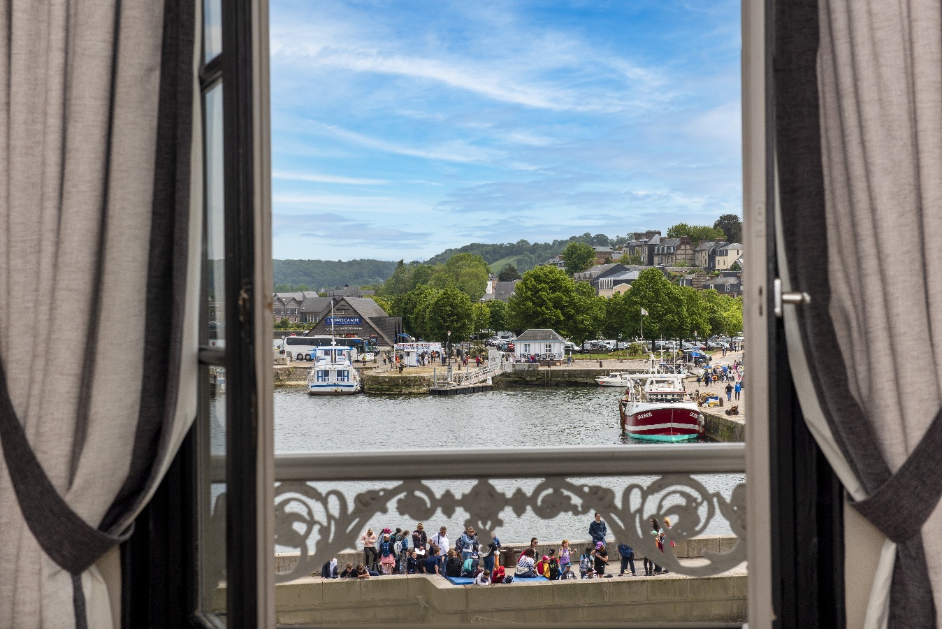 Le Cheval BlancVue - Honfleur