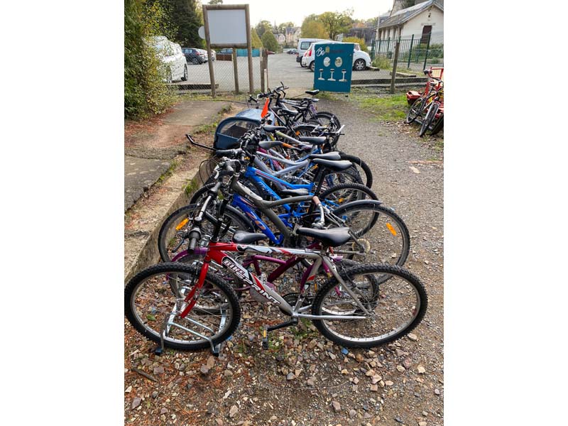 ©Avenir Espoir 2000Location de vélos et rosalies - Bagnoles de l'Orne