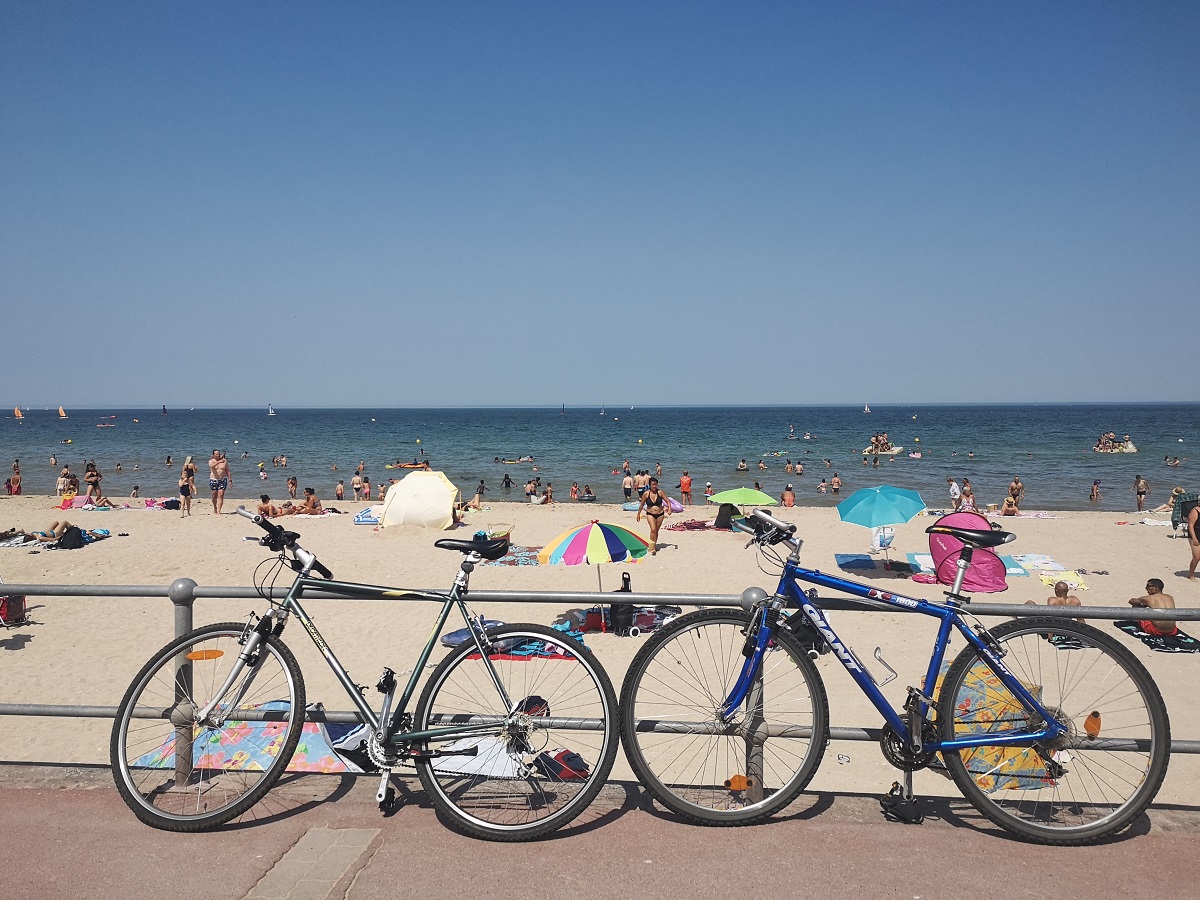 Nathalie PAPOUINVELOS-DIGUE-PLAGE-LUC-SUR-MER-CREDIT-NATHALIE-PAPOUIN