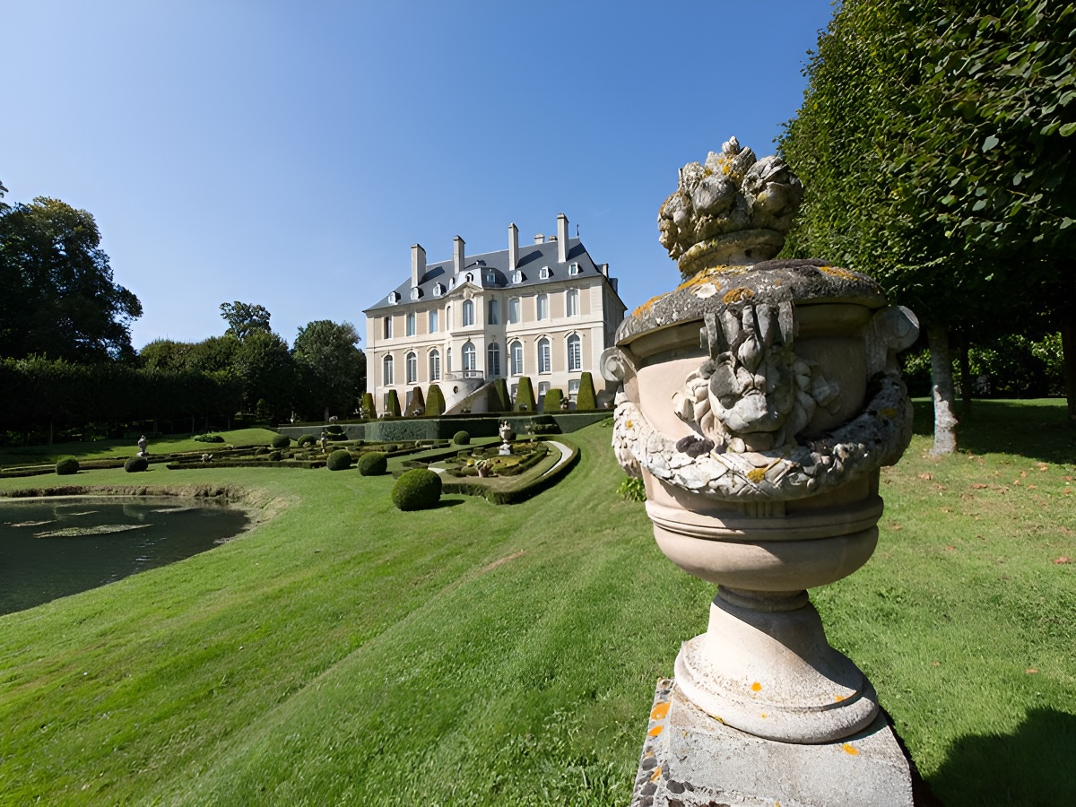 ©ARNAUD.GUERIN-LITHOSPHERE-WWW.ARNAUDGUERIN.COM_RESERVECDT-VOIRCONTRATVENDEUVRE&PAYSDAUGE_JARDIN&CHATEAU&PARC