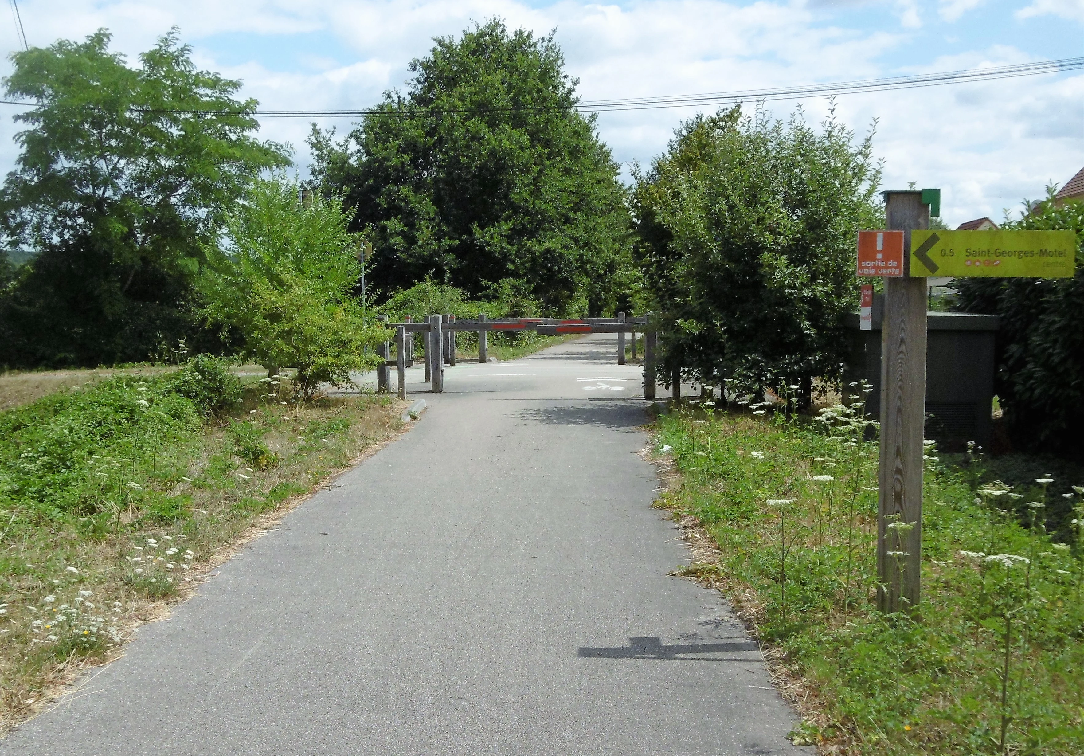 Voie verte de la vallée de l'Eure 6 sud de St-Georges-Motel 500 m.jpg