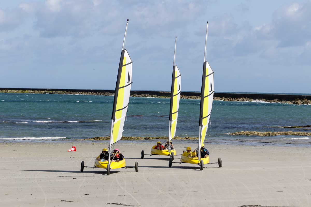 EVVTVoile-et-Vent-Tourlaville-char-02