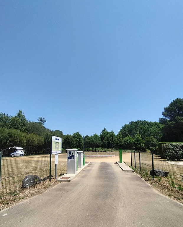 CLNTVSG_Aire de Camping-Cars (1)