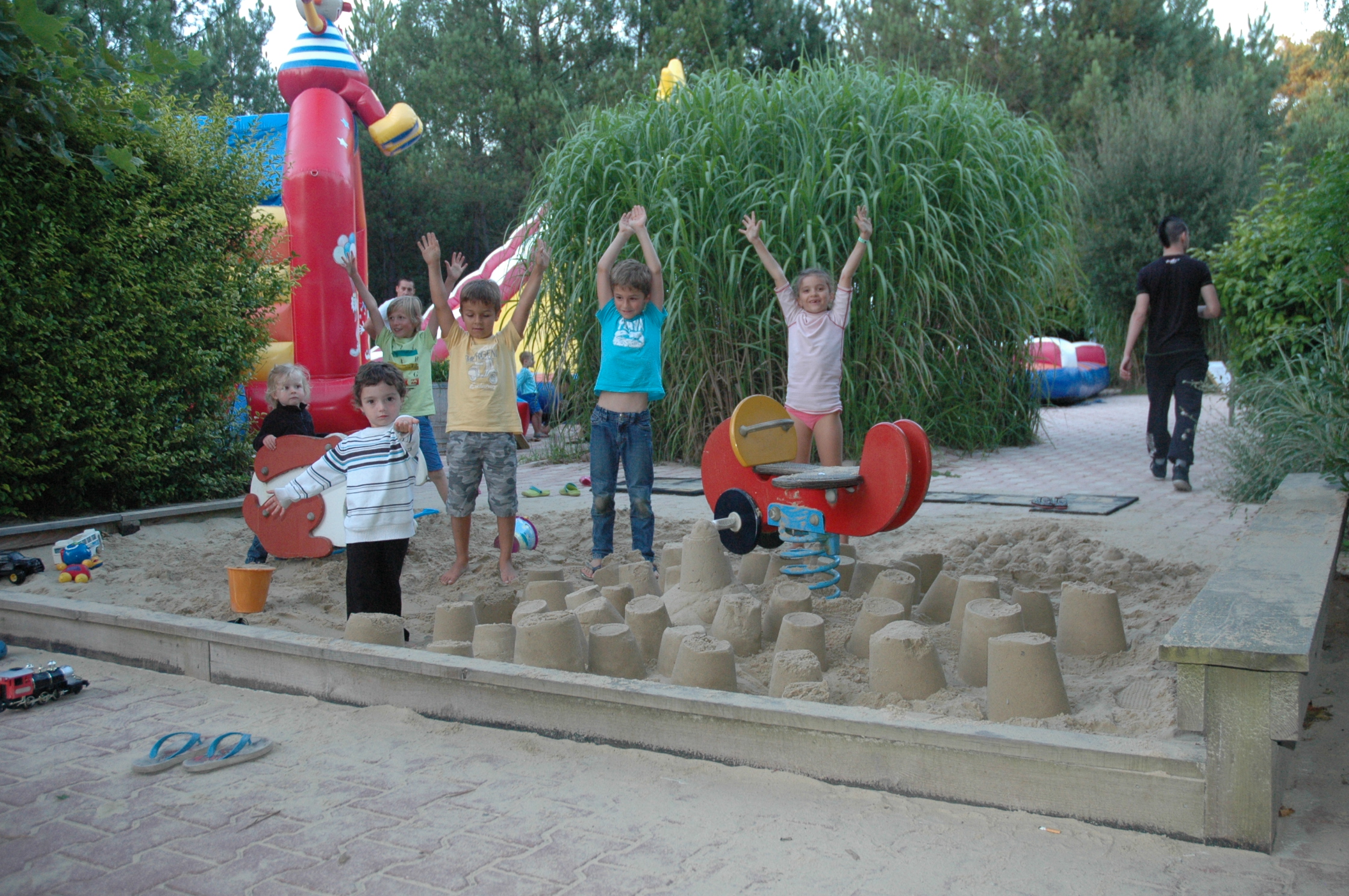 L'OcéaneVSG-L-Oceane-bac-a-sable-enfants