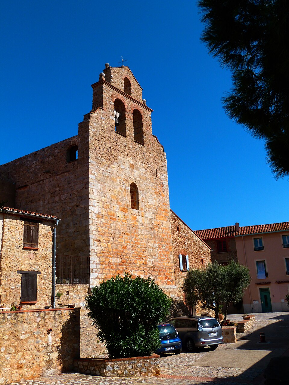 Église Sainte-Colombe de Sainte-Colombe-la-Commanderie